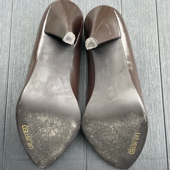 Rich chocolate brown pumps - Picture 5 of 6